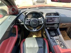 جاگوار F-Pace